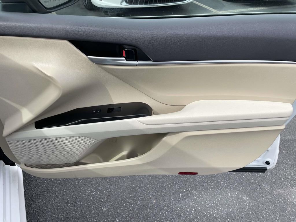 Used 2024 Toyota Camry LE image 45