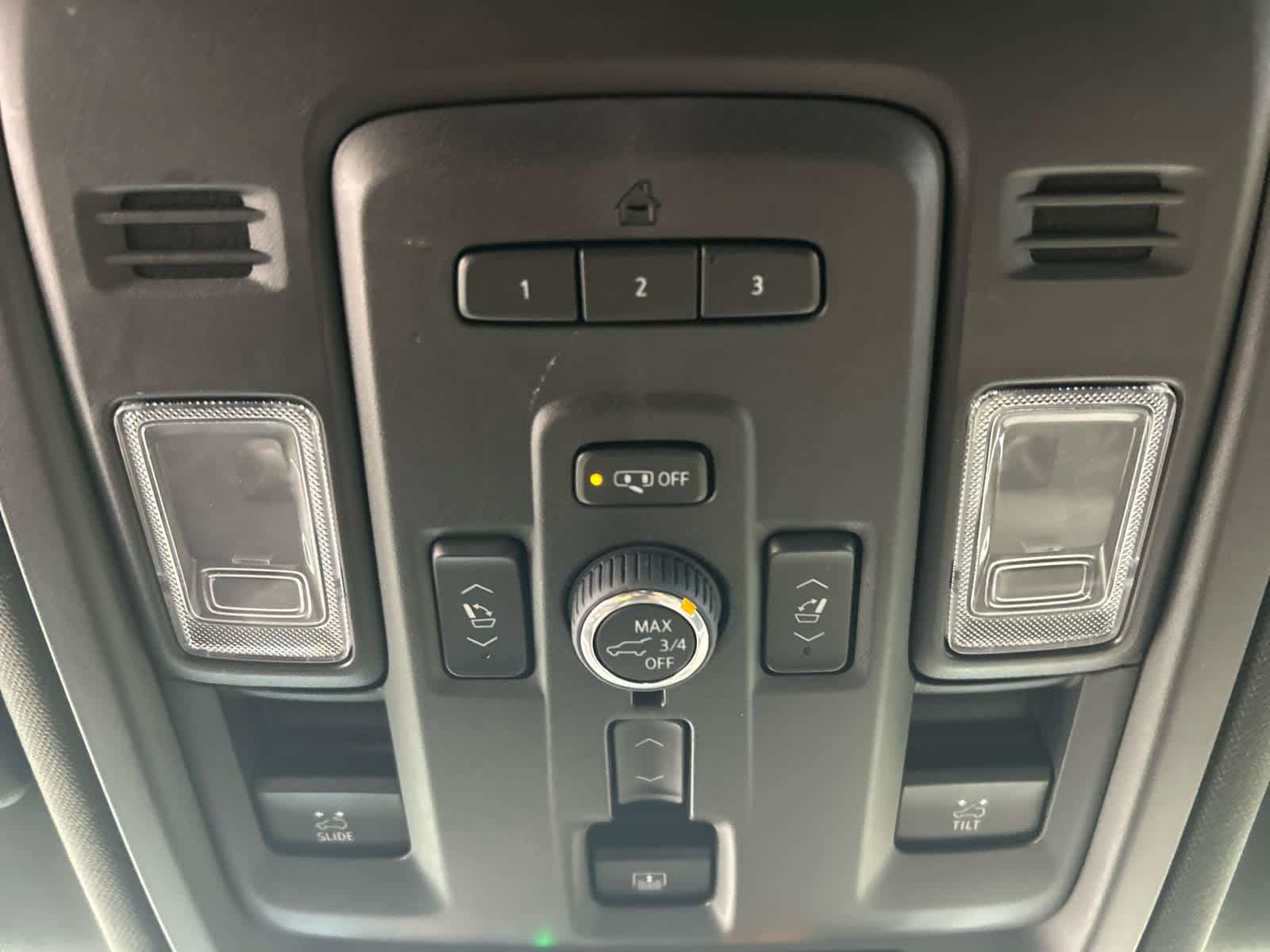 Used 2024 GMC Yukon XL Denali AWD/4WD image 6