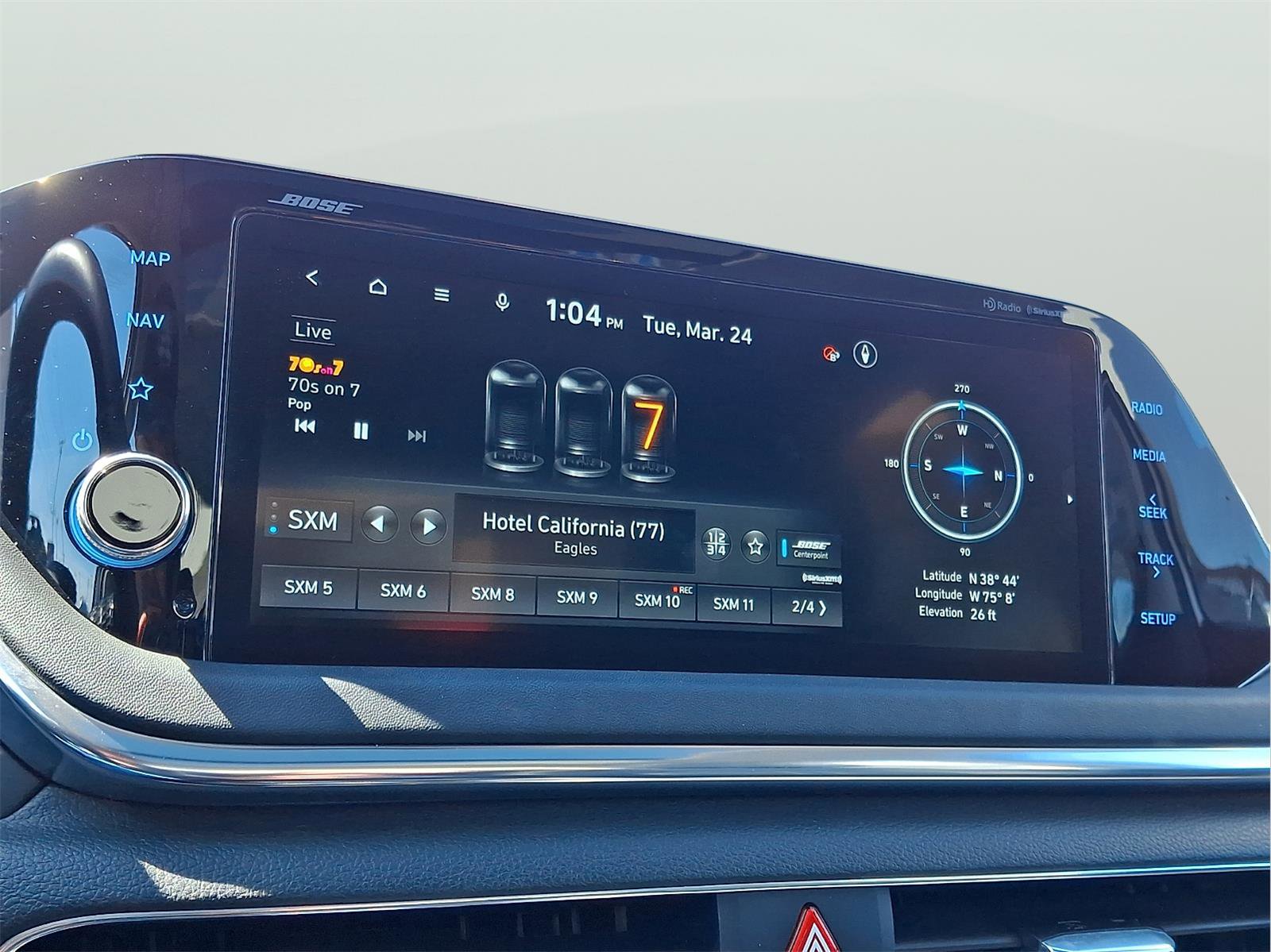 Used 2022 Hyundai Sonata Limited w/ Preferred Accessory Package image 18