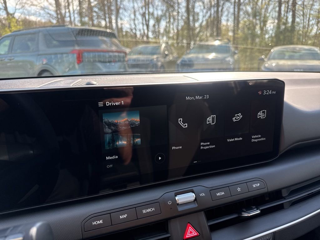 New 2026 Kia K4 LXS image 3