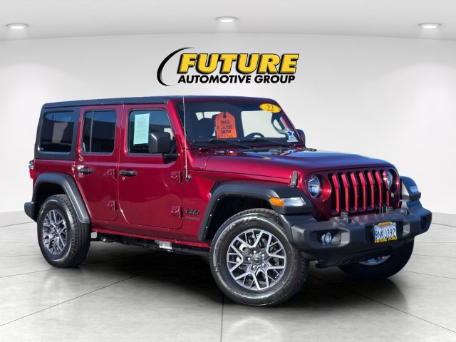 Used 2022 Jeep Wrangler Unlimited Sport AWD/4WD image 1