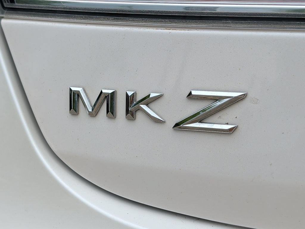 Used 2016 Lincoln MKZ w/ Equipment Group 300A Reserve FWD image 41