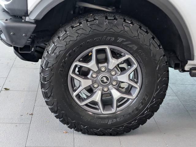Used 2024 Ford Bronco Badlands image 4
