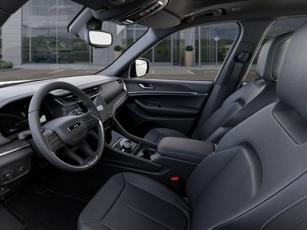 New 2025 Jeep Grand Cherokee Limited w/ Trailer Tow Package AWD/4WD image 22