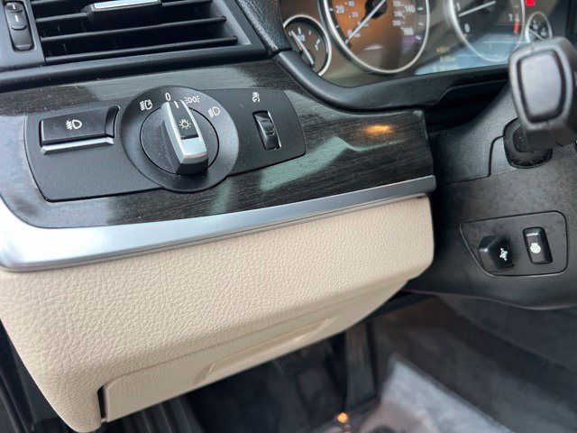Used 2011 BMW 535i Sedan RWD image 23