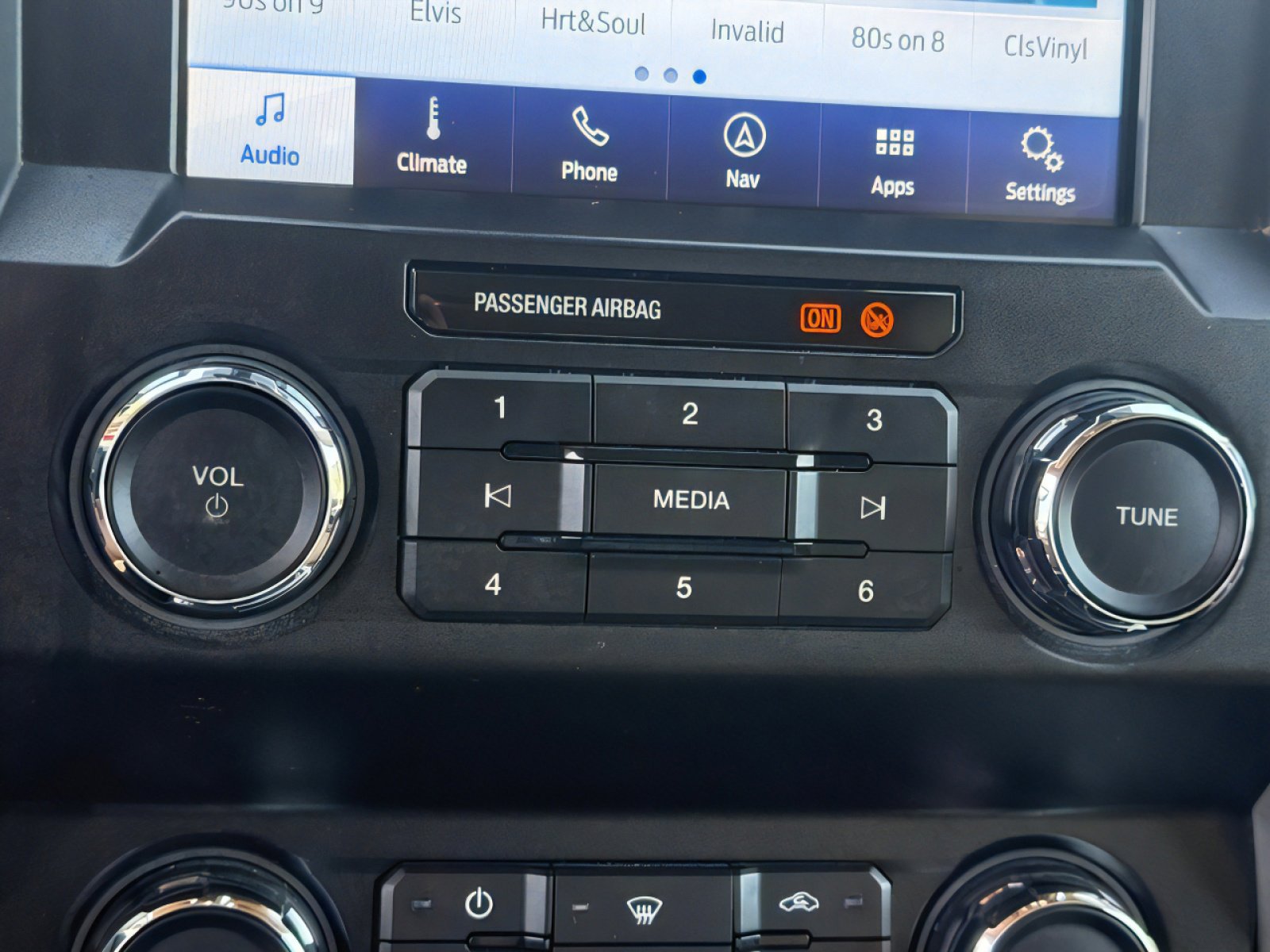 Used 2019 Ford F250 Lariat w/ Lariat Ultimate Package image 18