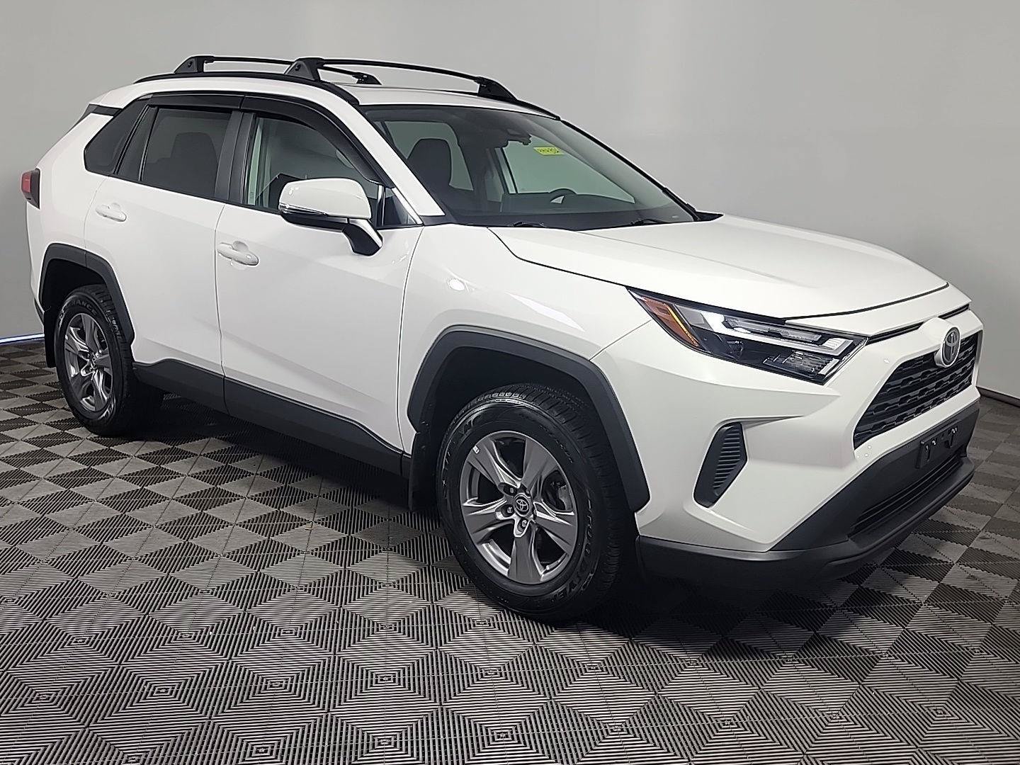 Used 2023 Toyota RAV4 XLE w/ Convenience Package AWD/4WD image 1