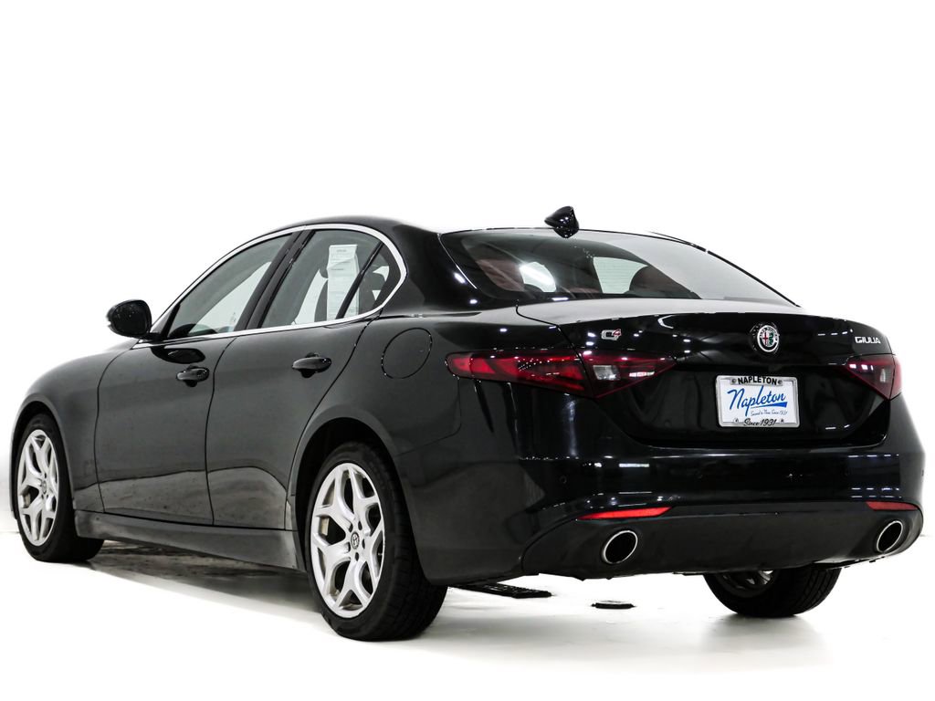 Used 2019 Alfa Romeo Giulia Ti AWD/4WD image 8