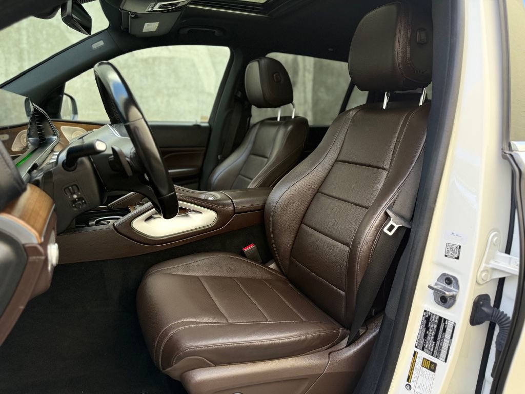 Used 2021 Mercedes-Benz GLS 450 4MATIC image 20