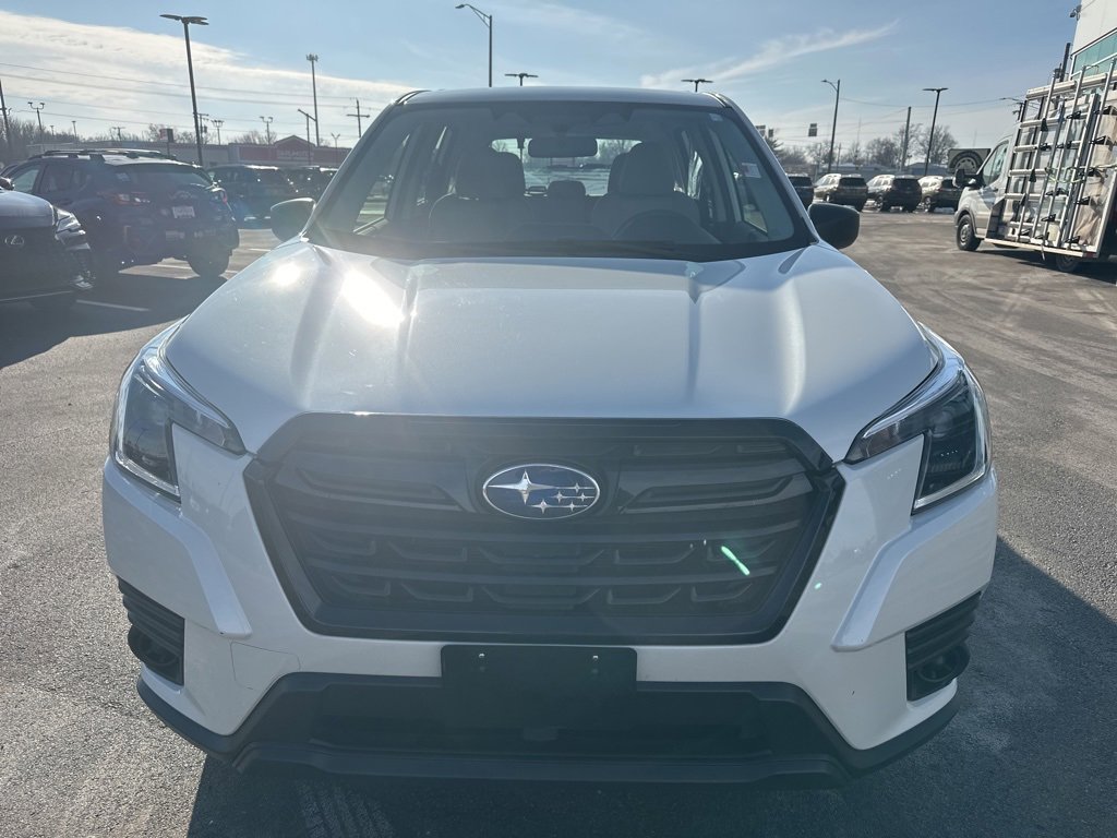 Used 2023 Subaru Forester Base image 2