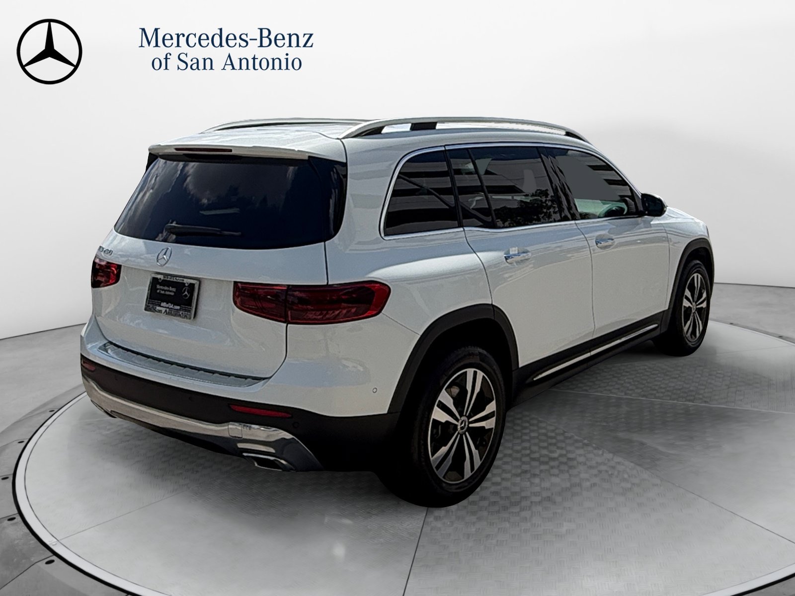 Certified 2025 Mercedes-Benz GLB 250 image 7
