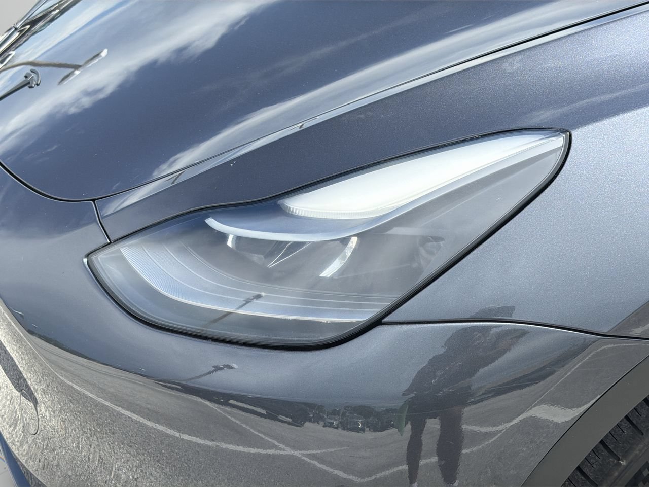 Used 2022 Tesla Model Y Performance AWD/4WD image 6