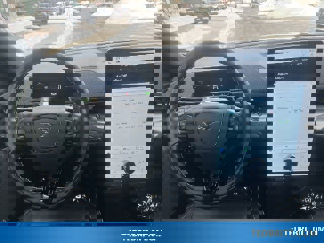 Certified 2025 Ford Mustang Mach-E GT image 17