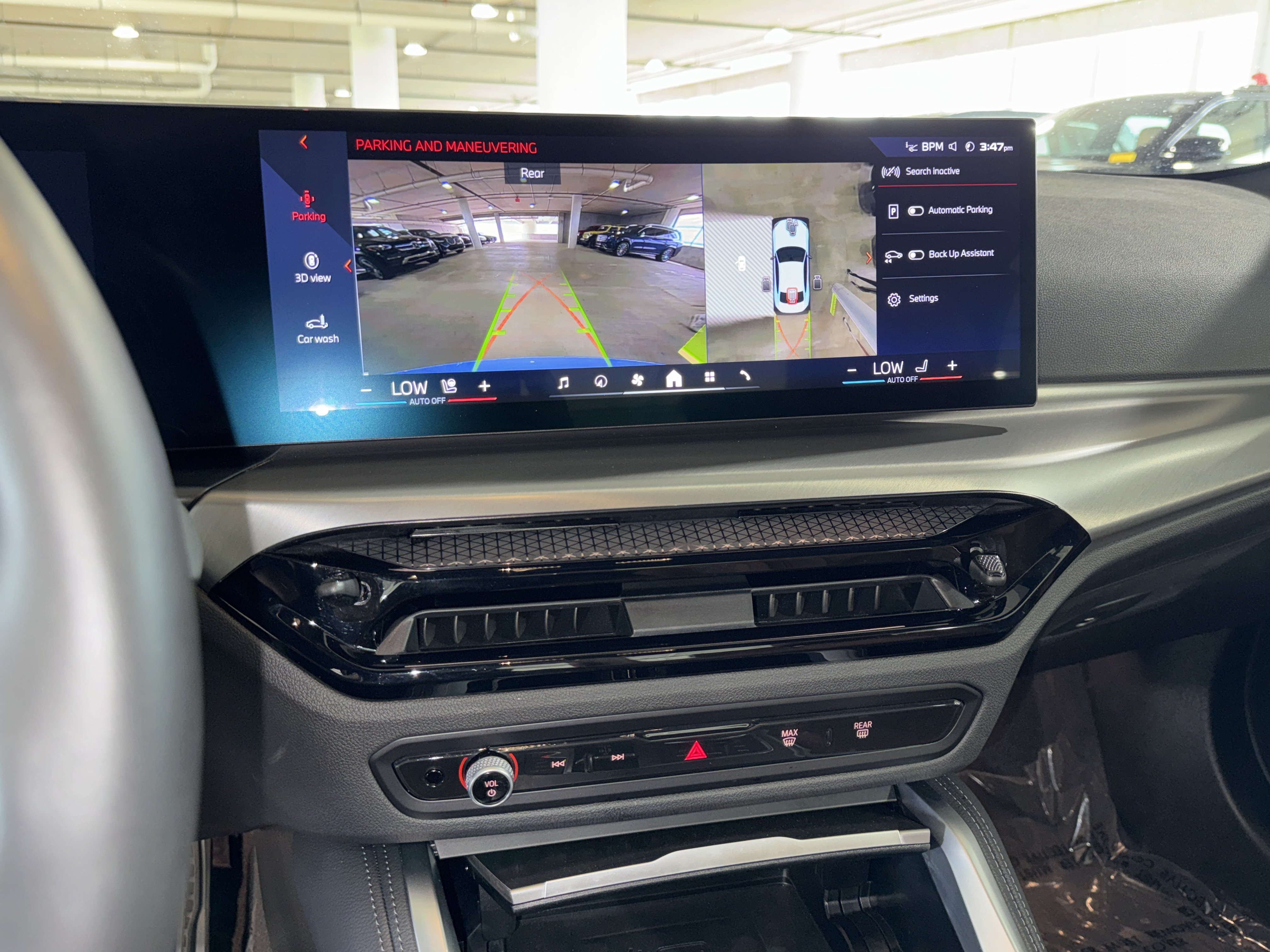 Used 2025 BMW M240i Coupe RWD image 23