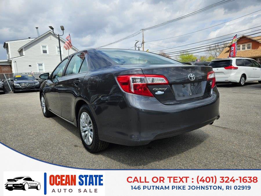 Used 2013 Toyota Camry LE FWD image 3