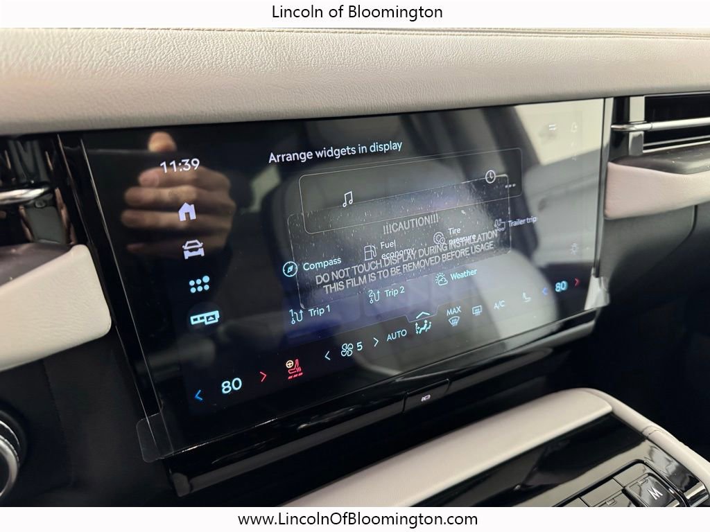 New 2025 Lincoln Navigator L Black Label image 38