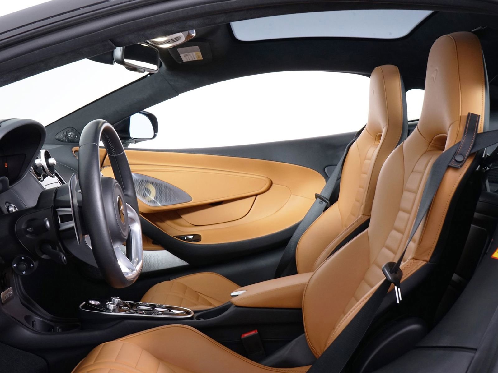 Used 2025 McLaren GTS image 4