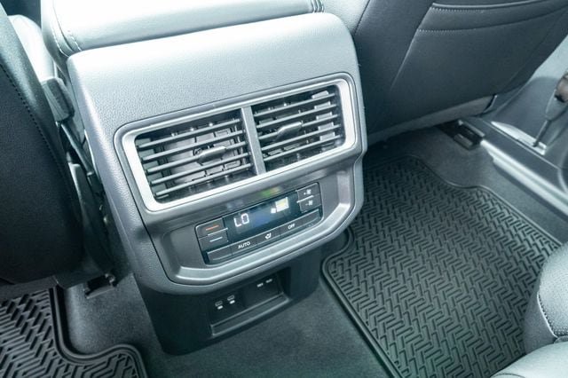 New 2026 Volkswagen Atlas SE FWD image 35