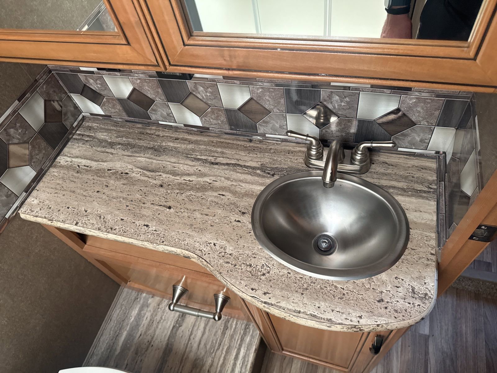 Used 2018 Ford E-450 and Econoline 450 Super Duty w/ Motorhome Prep Package RWD image 39