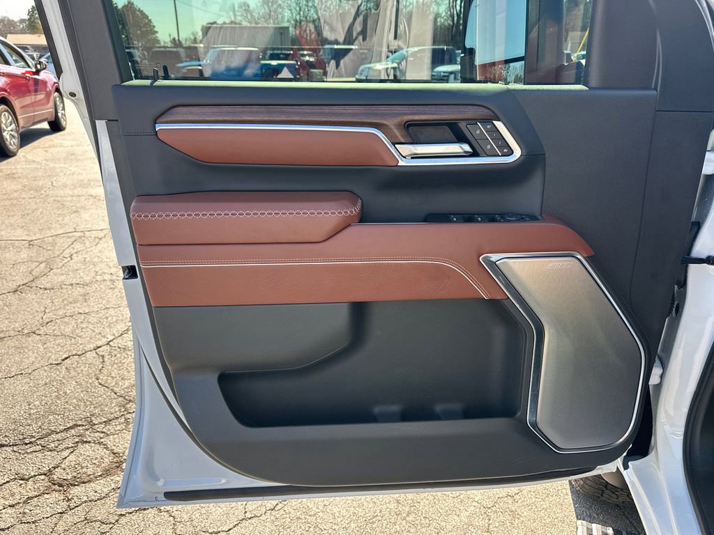 Used 2026 GMC Sierra 2500 Denali Ultimate image 11