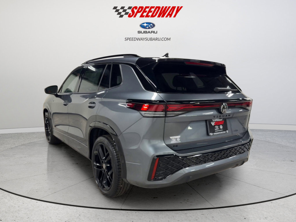 New 2026 Volkswagen Tiguan SE R-Line image 7