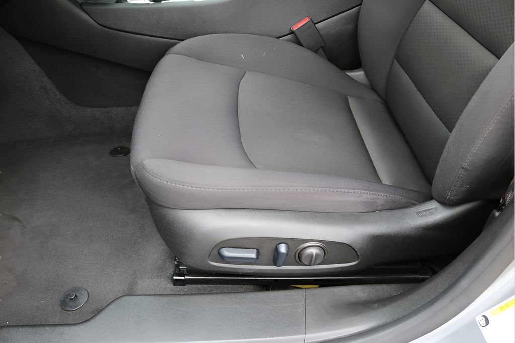 Used 2024 Chevrolet Malibu LT FWD image 13