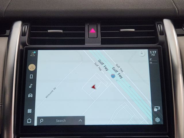 Used 2021 Land Rover Discovery HSE R-Dynamic AWD/4WD image 16