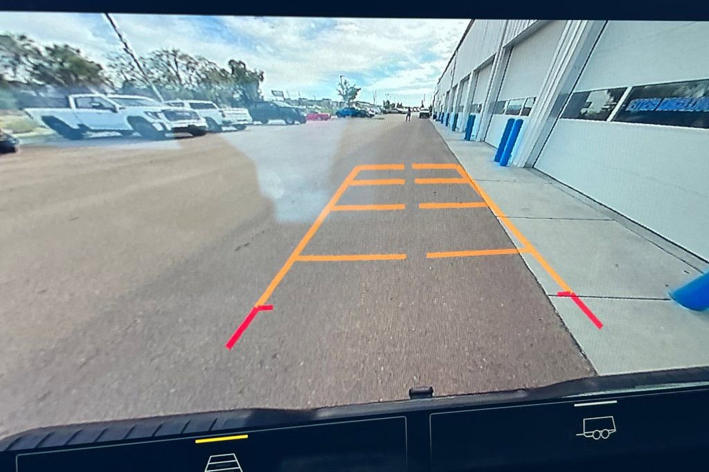 Used 2022 Chevrolet Silverado 1500 LT Trail Boss w/ Protection Package image 16