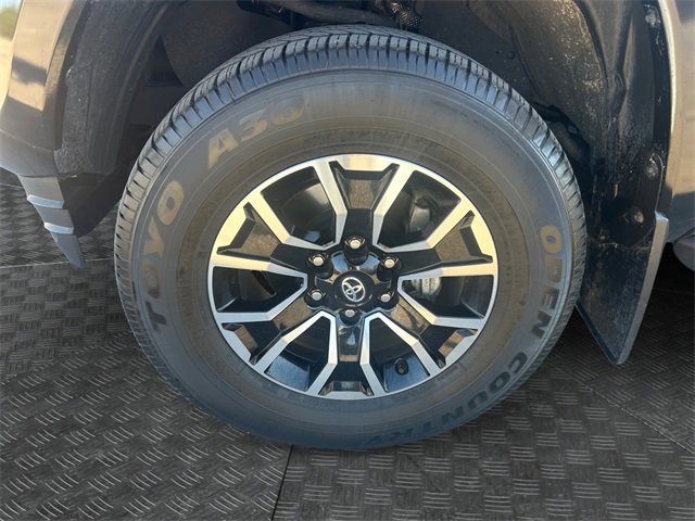 Used 2023 Toyota Tacoma TRD Sport image 14