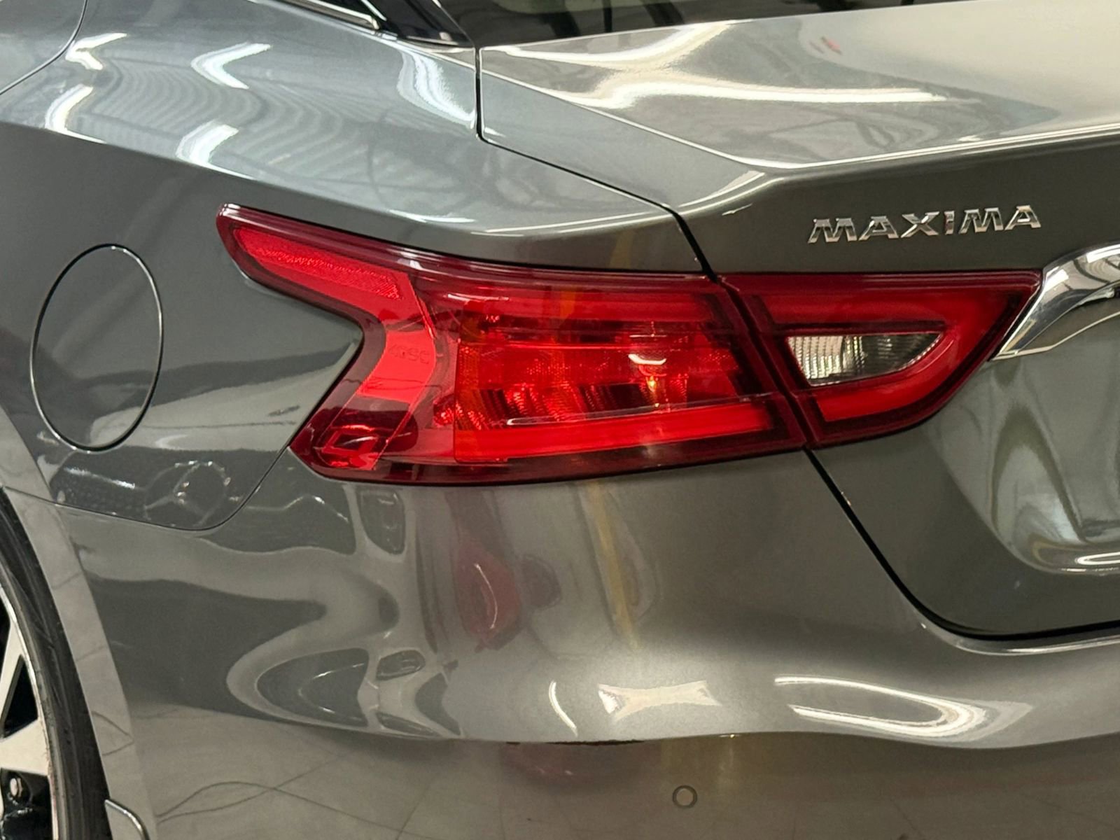 Used 2018 Nissan Maxima 3.5 SL FWD image 12