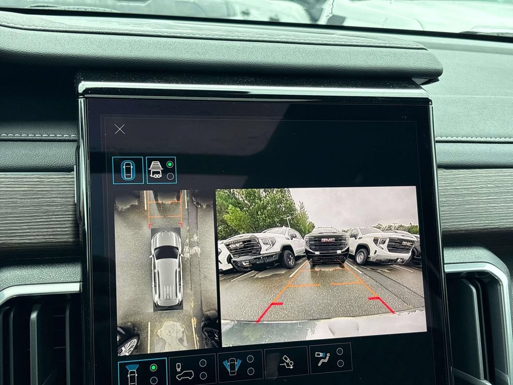 New 2027 GMC Acadia Denali w/ Denali Reserve Package AWD/4WD image 17