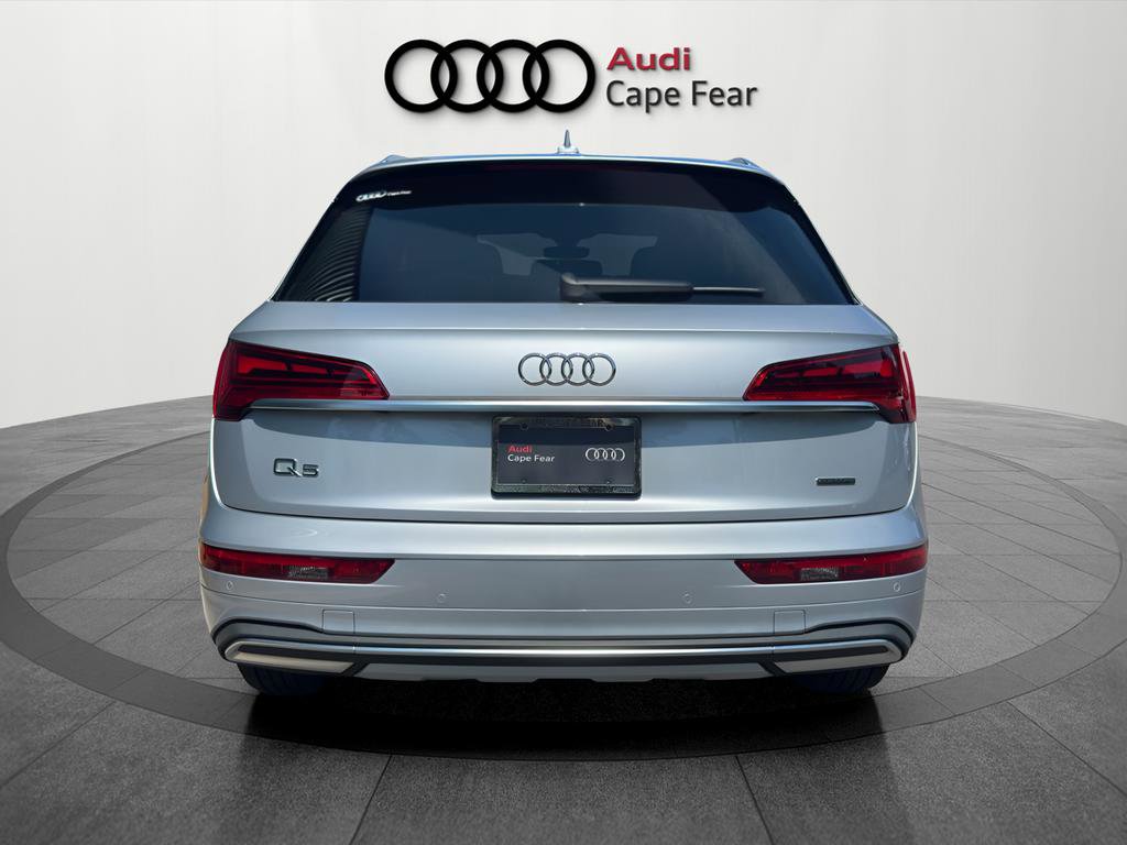 Used 2023 Audi Q5 Premium w/ Premium Plus Package AWD/4WD image 4