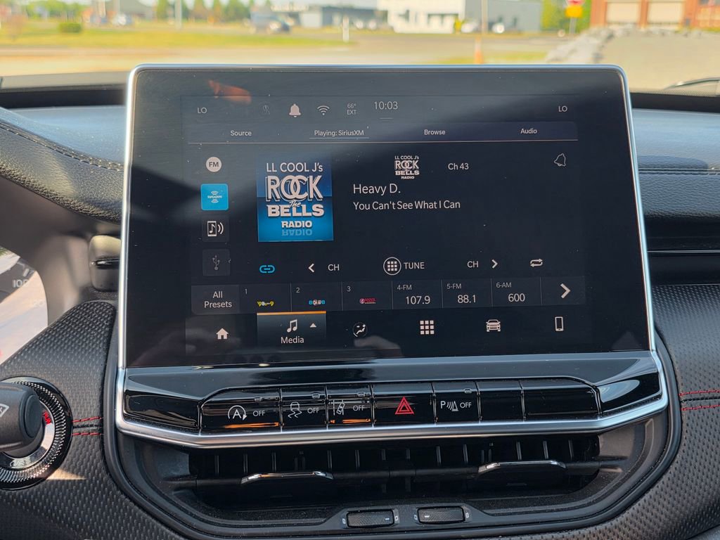 Used 2025 Jeep Compass Trailhawk image 22