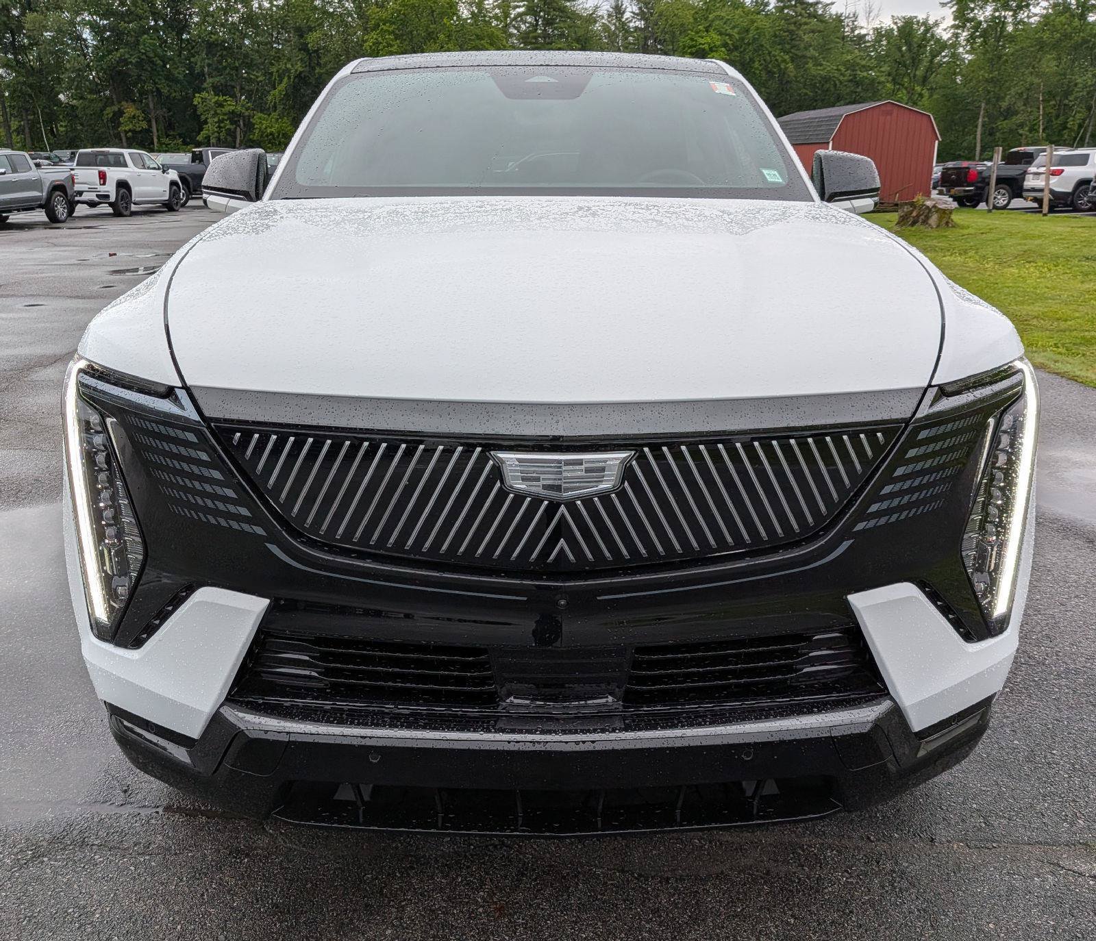 Used 2025 Cadillac Escalade IQ Sport 1 w/ LPO, ONYX Package AWD/4WD image 2