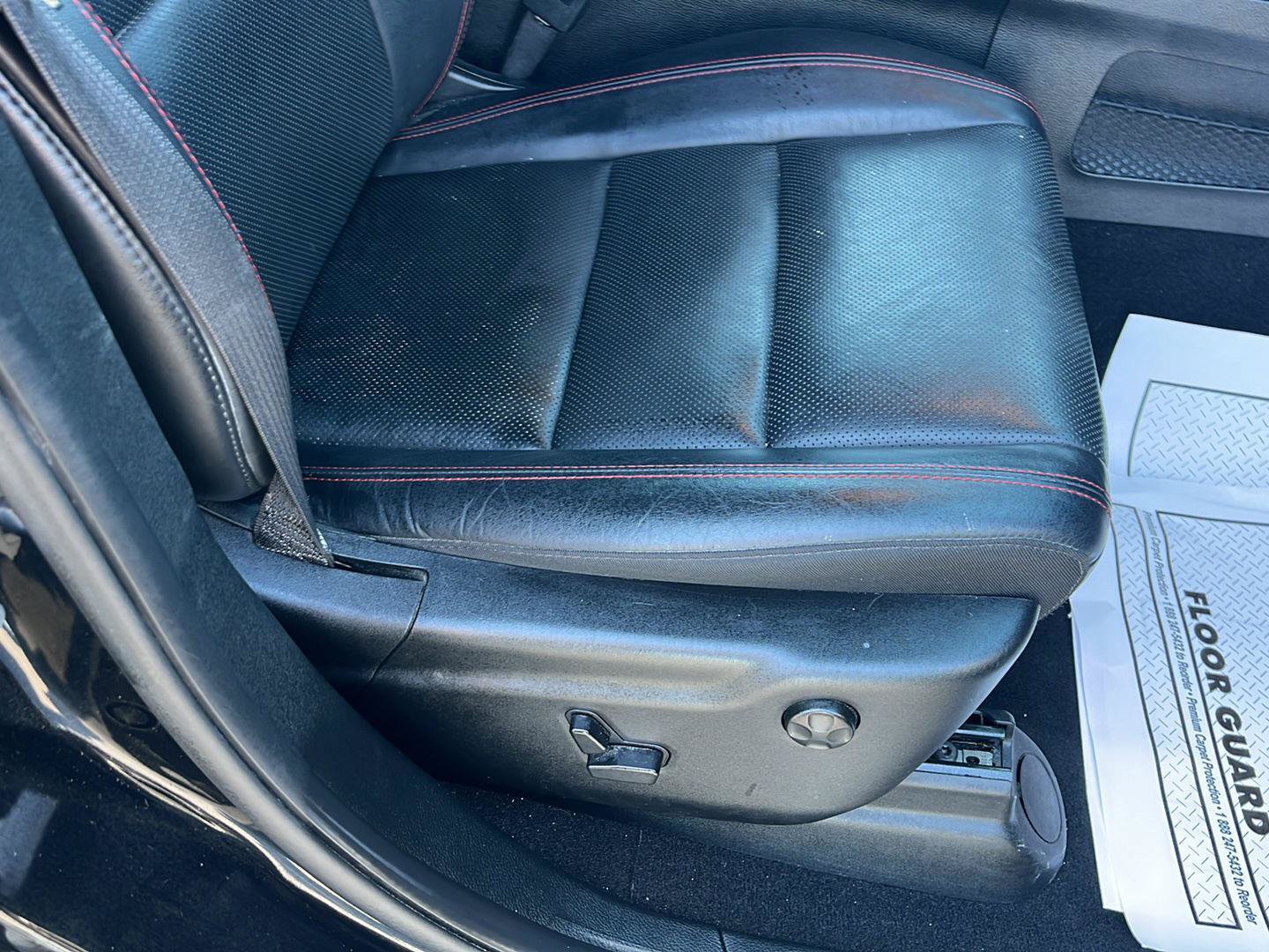 Used 2025 Dodge Durango GT AWD/4WD image 31