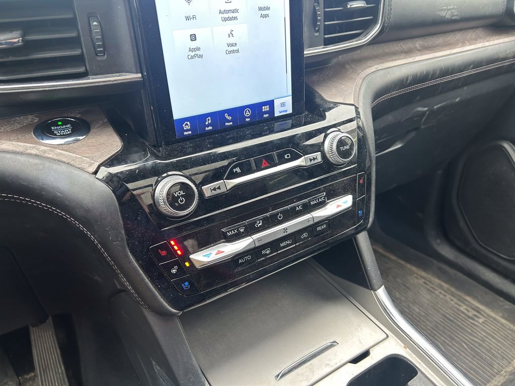 Used 2021 Ford Explorer Platinum w/ Equipment Group 601A image 28