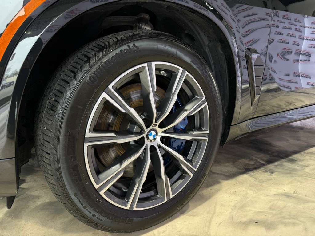 Used 2026 BMW X5 M60i image 8