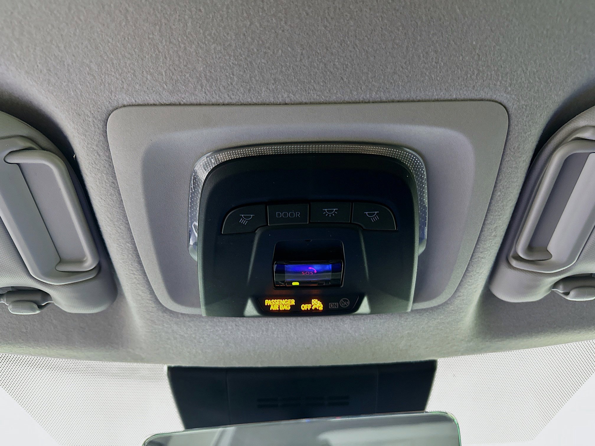 Used 2025 Toyota Corolla Cross LE image 18