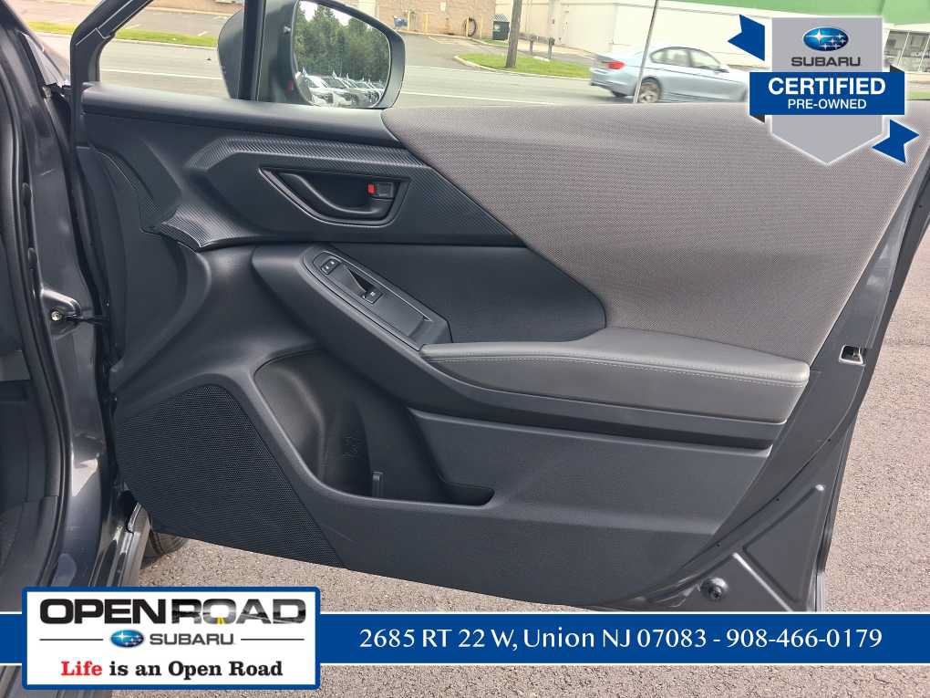 Used 2025 Subaru Crosstrek 2.5i Premium AWD/4WD image 43