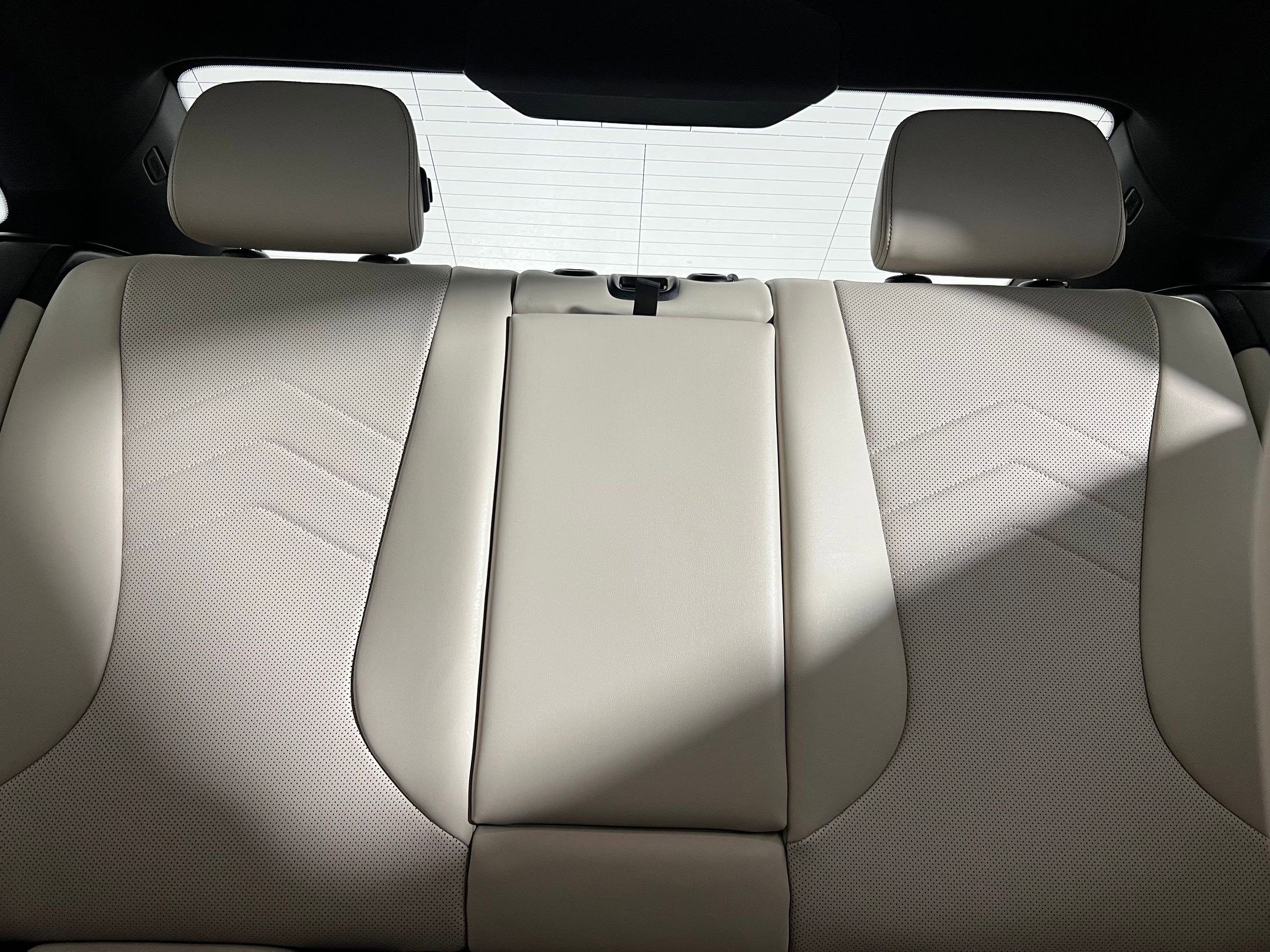 Used 2025 BMW M235i xDrive w/ Premium Package image 31