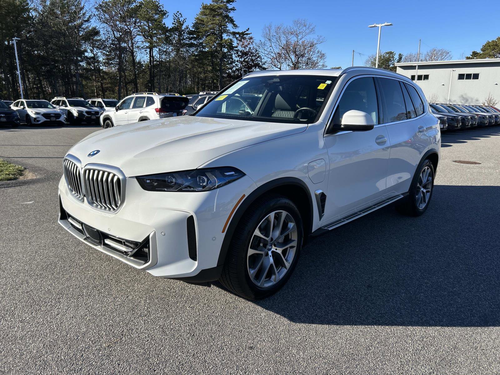 Used 2025 BMW X5 xDrive50e image 7