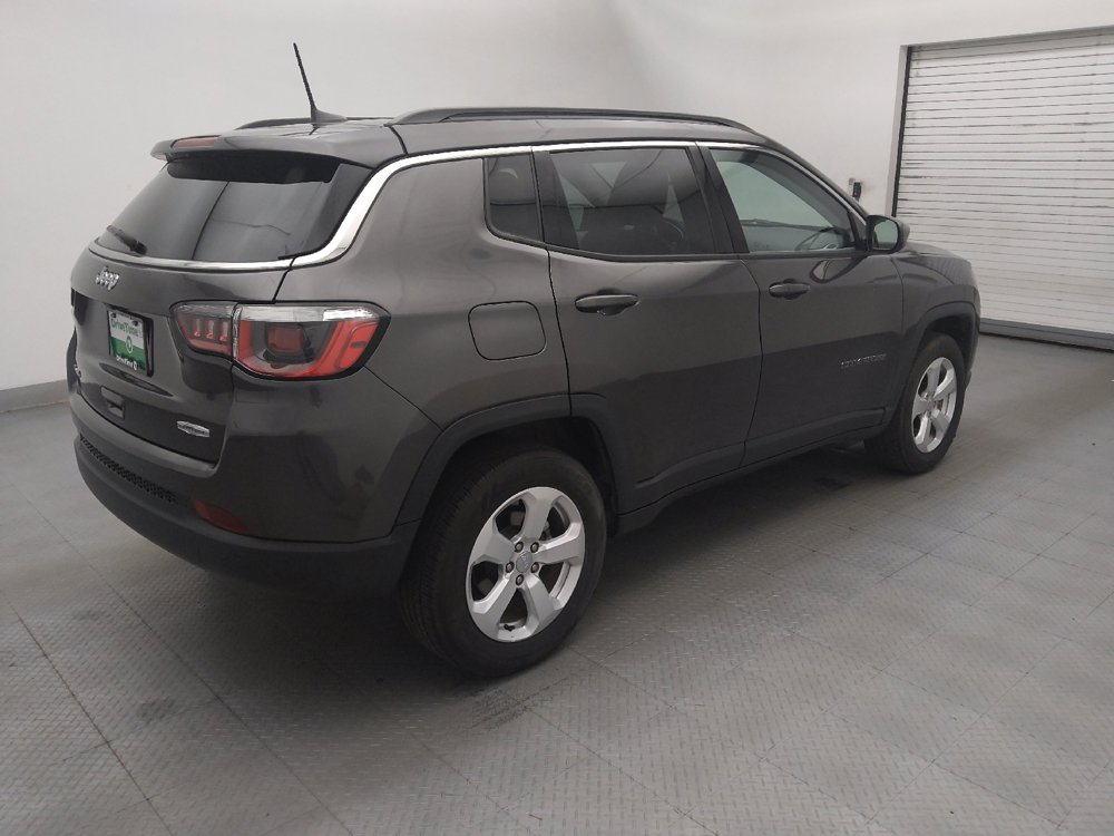 Used 2019 Jeep Compass Latitude w/ Popular Equipment Group AWD/4WD image 10