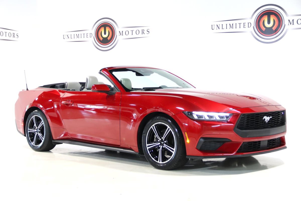 Used 2024 Ford Mustang Premium RWD image 8