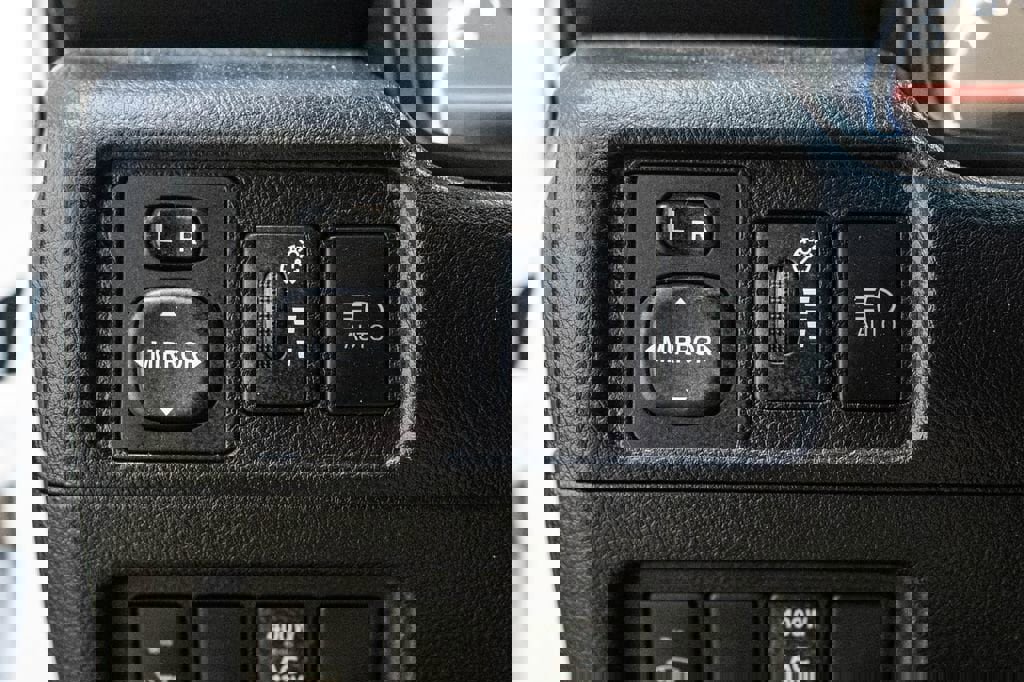 Used 2020 Toyota 4Runner TRD Off-Road Premium w/ Moonroof Package image 25