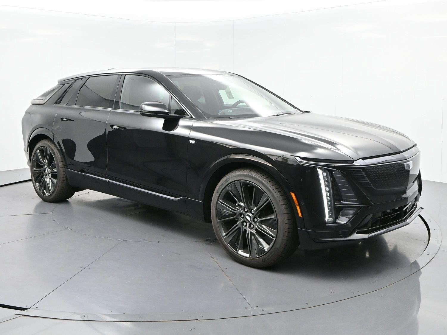 New 2027 Cadillac Lyriq Signature Sport AWD/4WD image 5