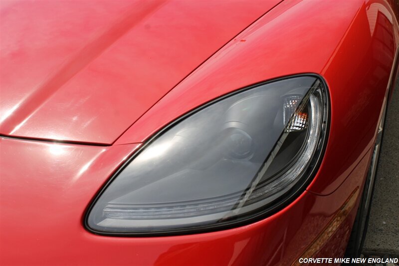 Used 2007 Chevrolet Corvette Convertible w/ Preferred Equipment Group RWD image 27