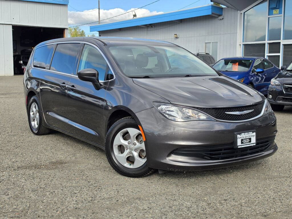Used 2017 Chrysler Pacifica LX w/ Tire & Wheel Group