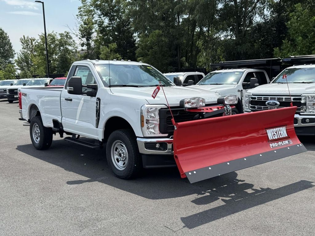 New 2026 Ford F350 XL w/ FX4 Off-Road Package