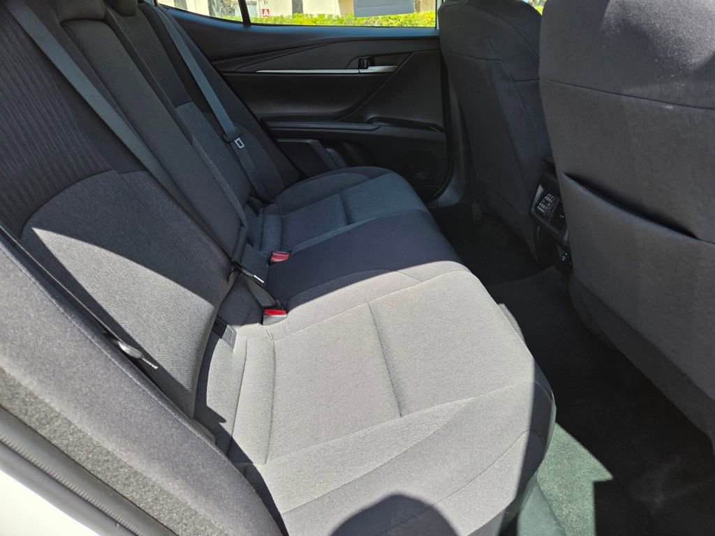 Used 2025 Toyota Camry LE FWD image 13