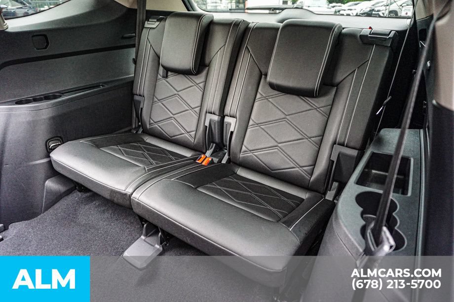 Used 2025 Volkswagen Atlas SE FWD image 21